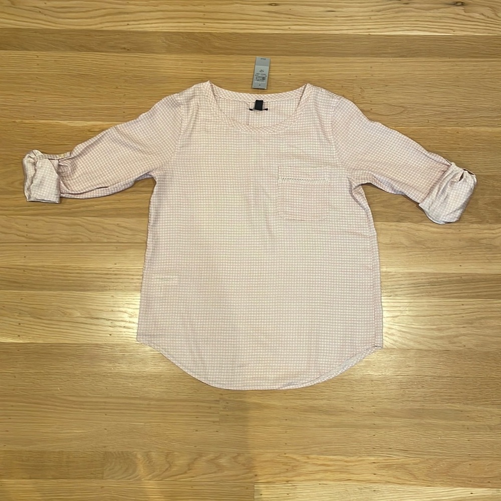 NWT Ann Taylor red blue white dot blouse, size small petite